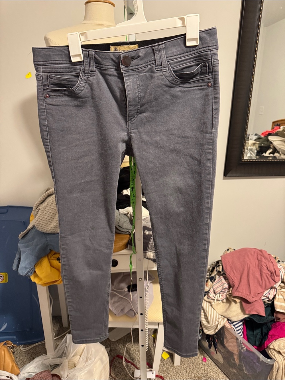 Gray Women’s Slim Stretch Jeans